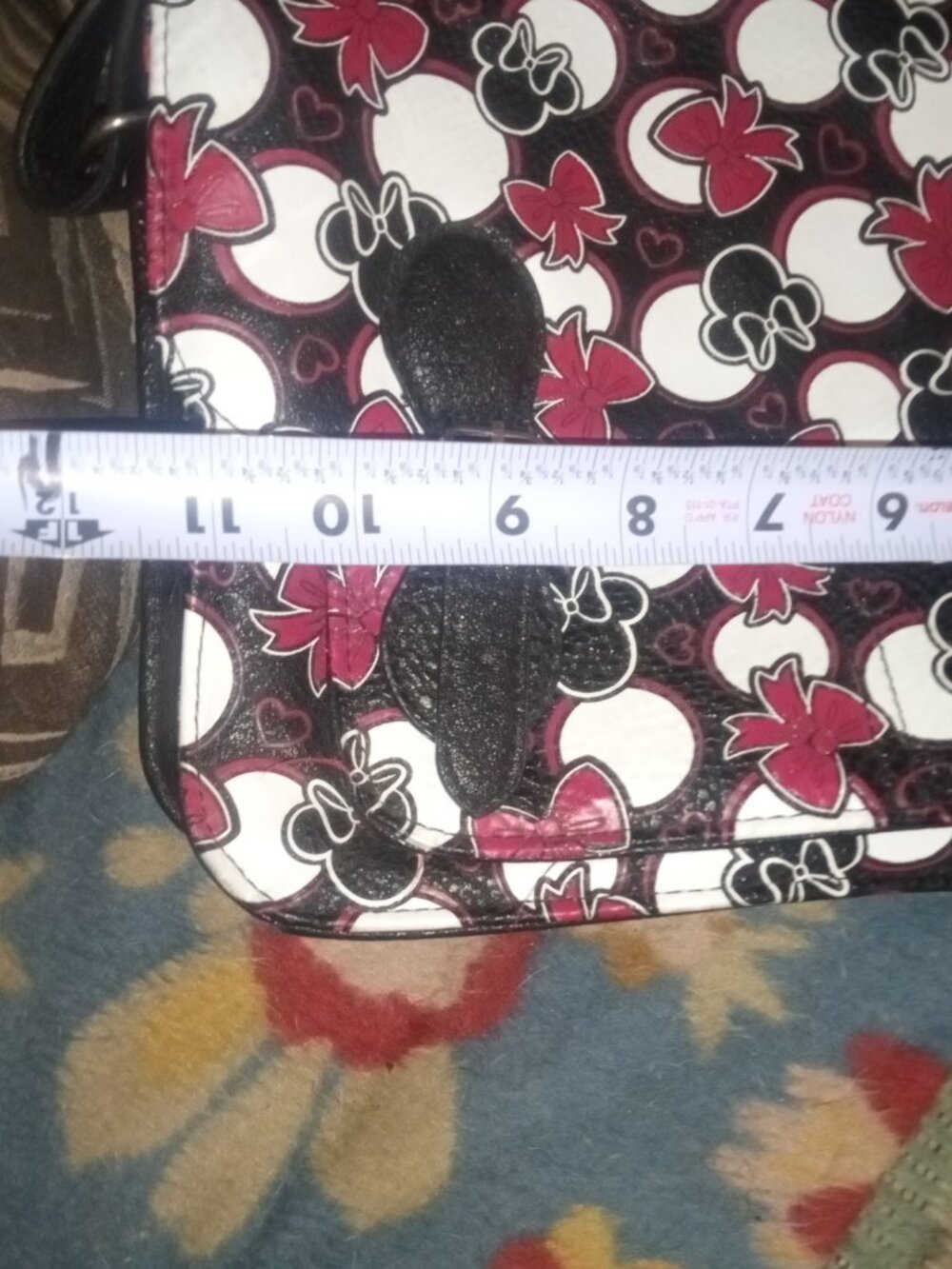 Disney Parks Minnie Mouse Messenger Crossbody Purse - Picture 8 of 10